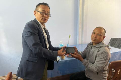 तामाङ अडियो बाईबल वितरण लबा